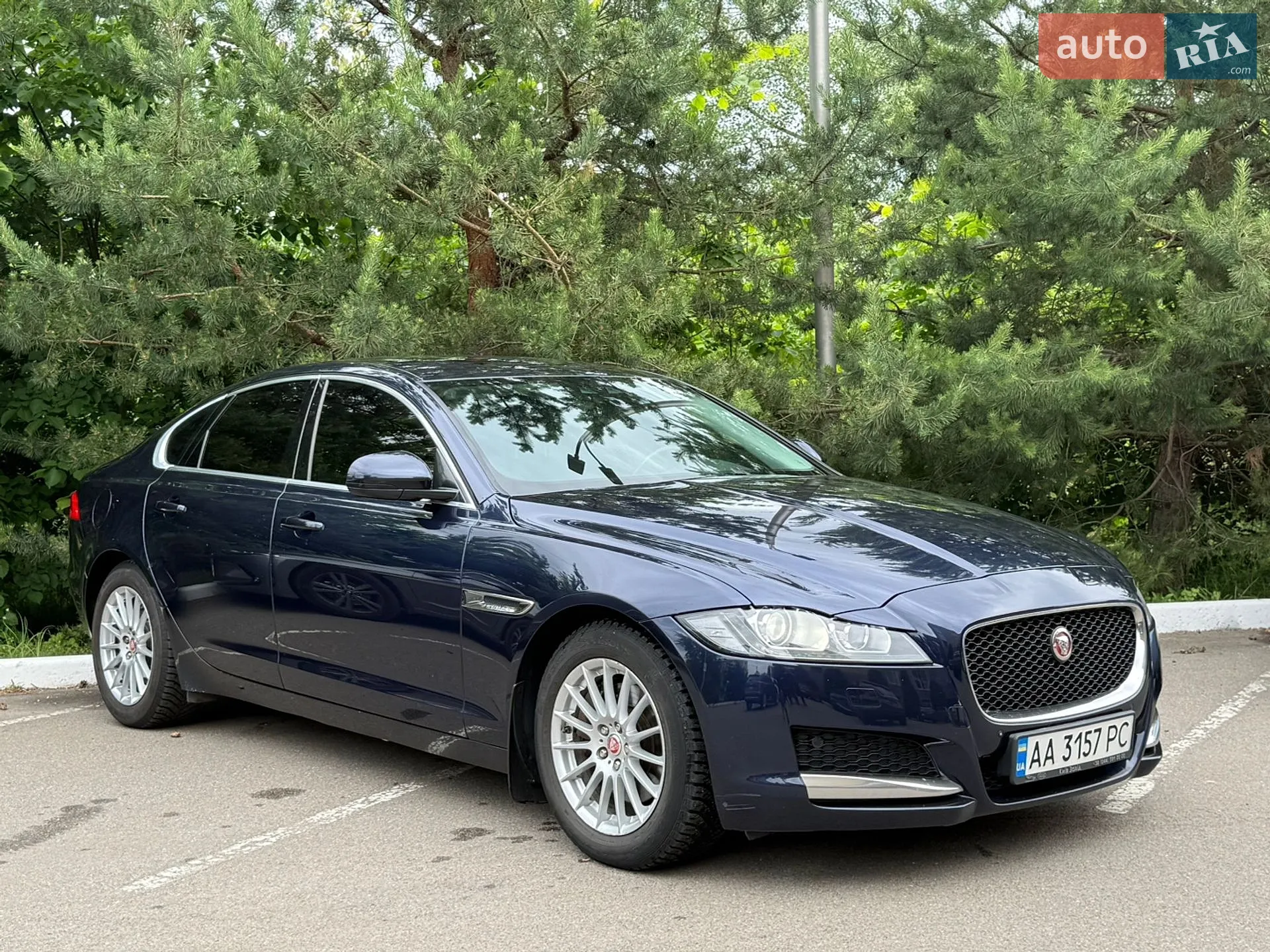 2016 Jaguar XF - мініатюра 3