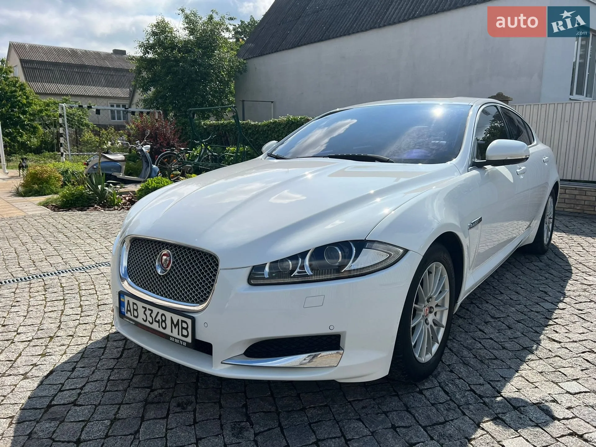 2014 Jaguar XF - мініатюра 26