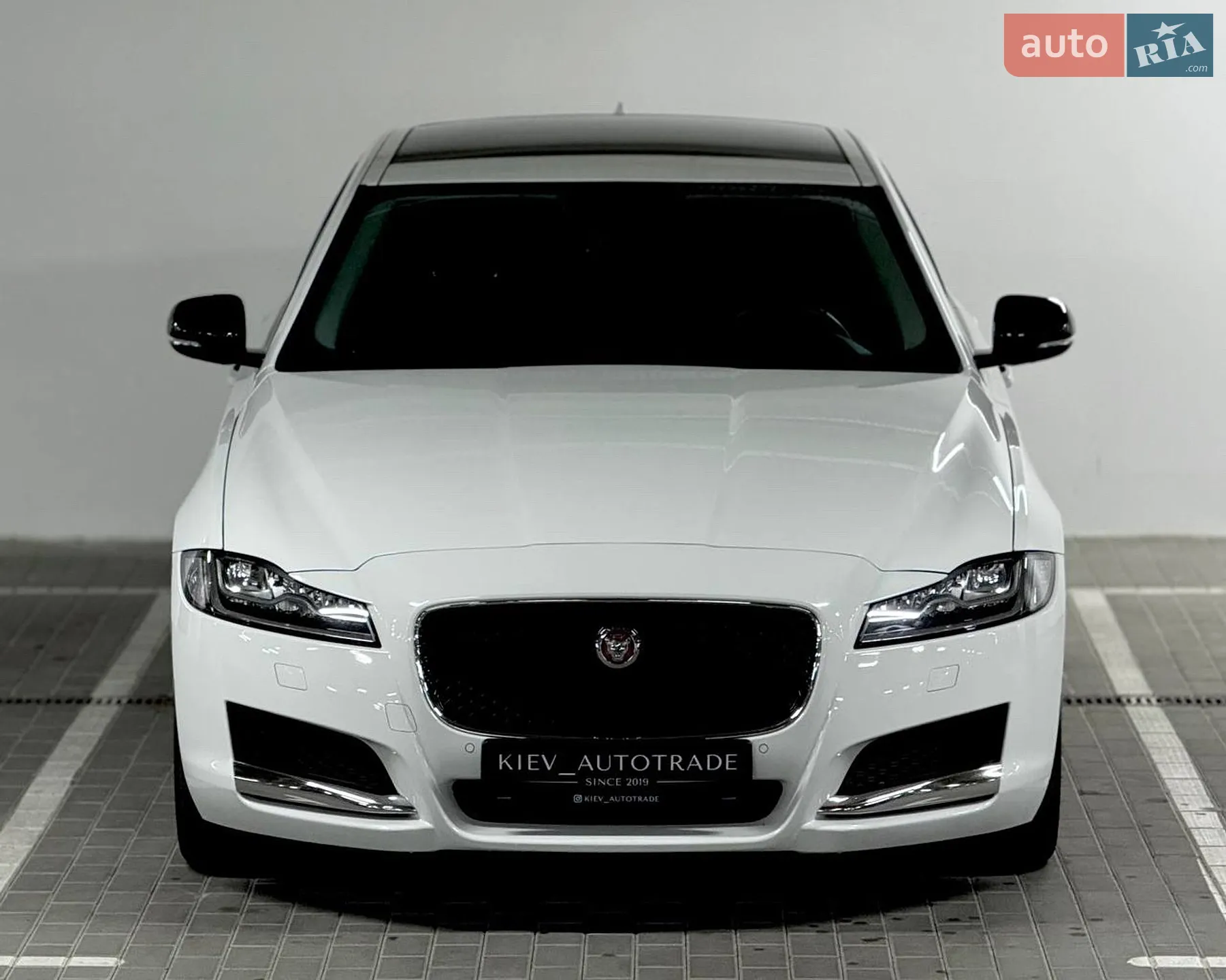 2016 Jaguar XF - мініатюра 5