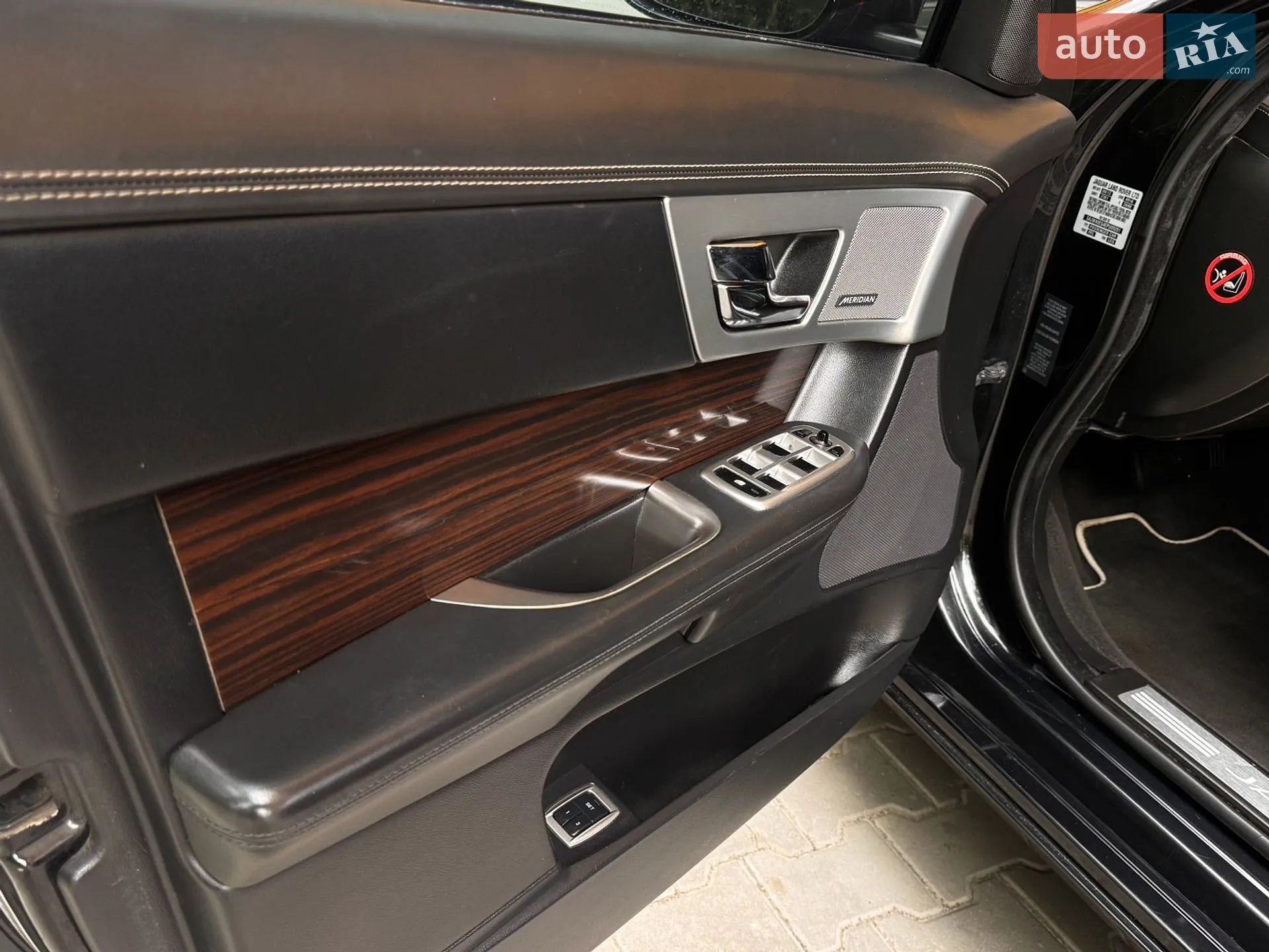 2013 Jaguar XF - мініатюра 25