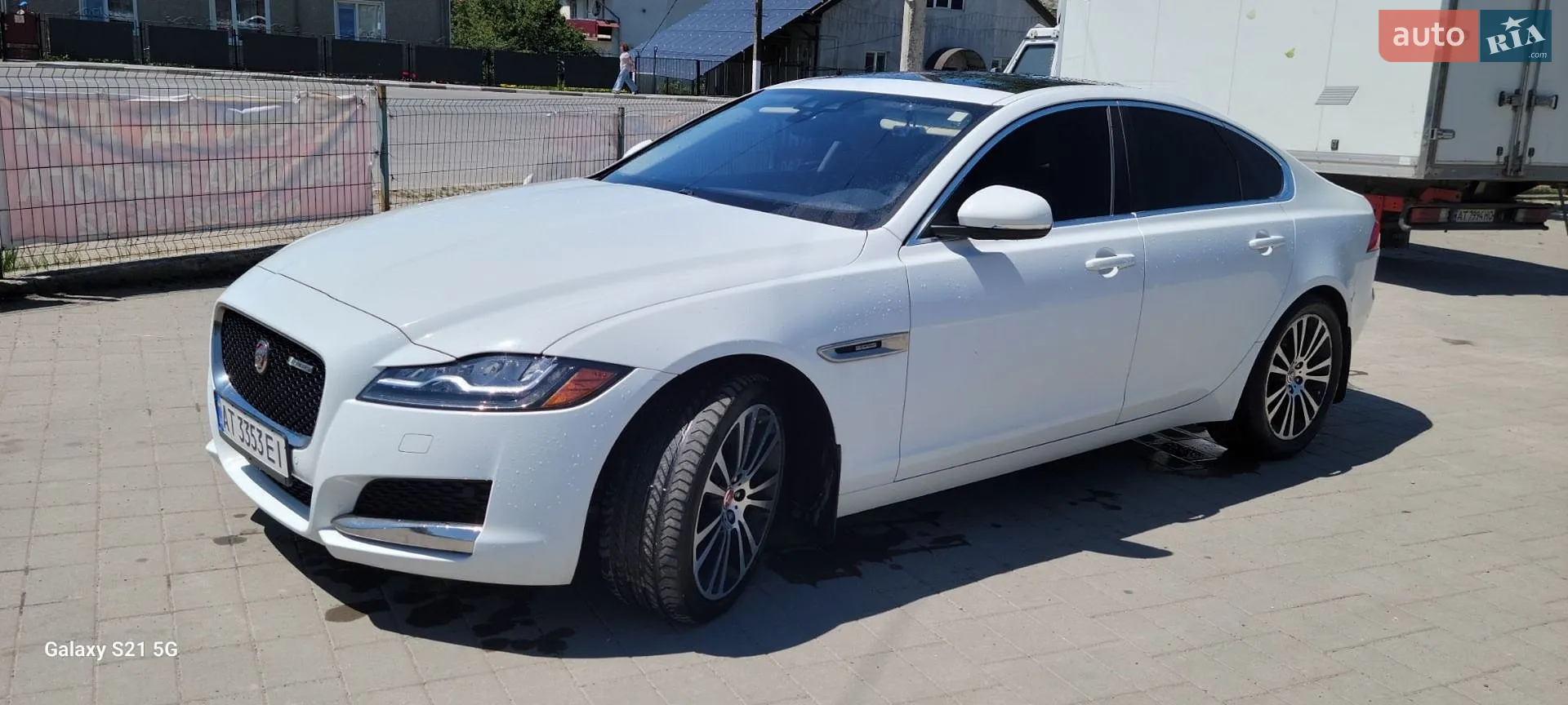 Jaguar XF 2018 VIN SAJBE4FX4KCY74392 фото оголошення 4 з 15