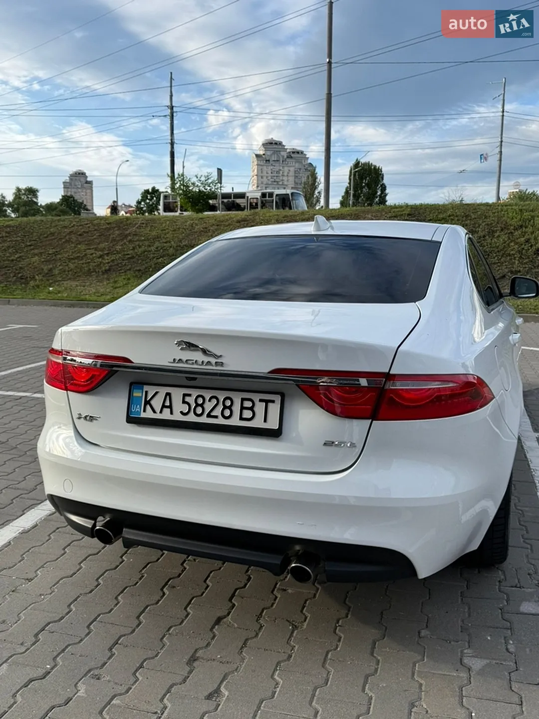 2018 Jaguar XF - мініатюра 4