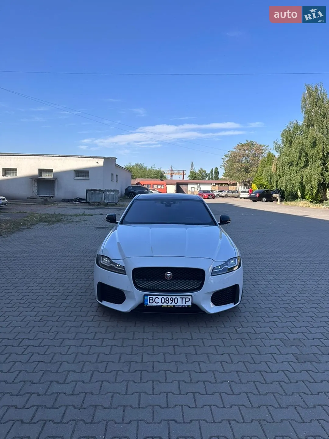 2016 Jaguar XF - мініатюра 2