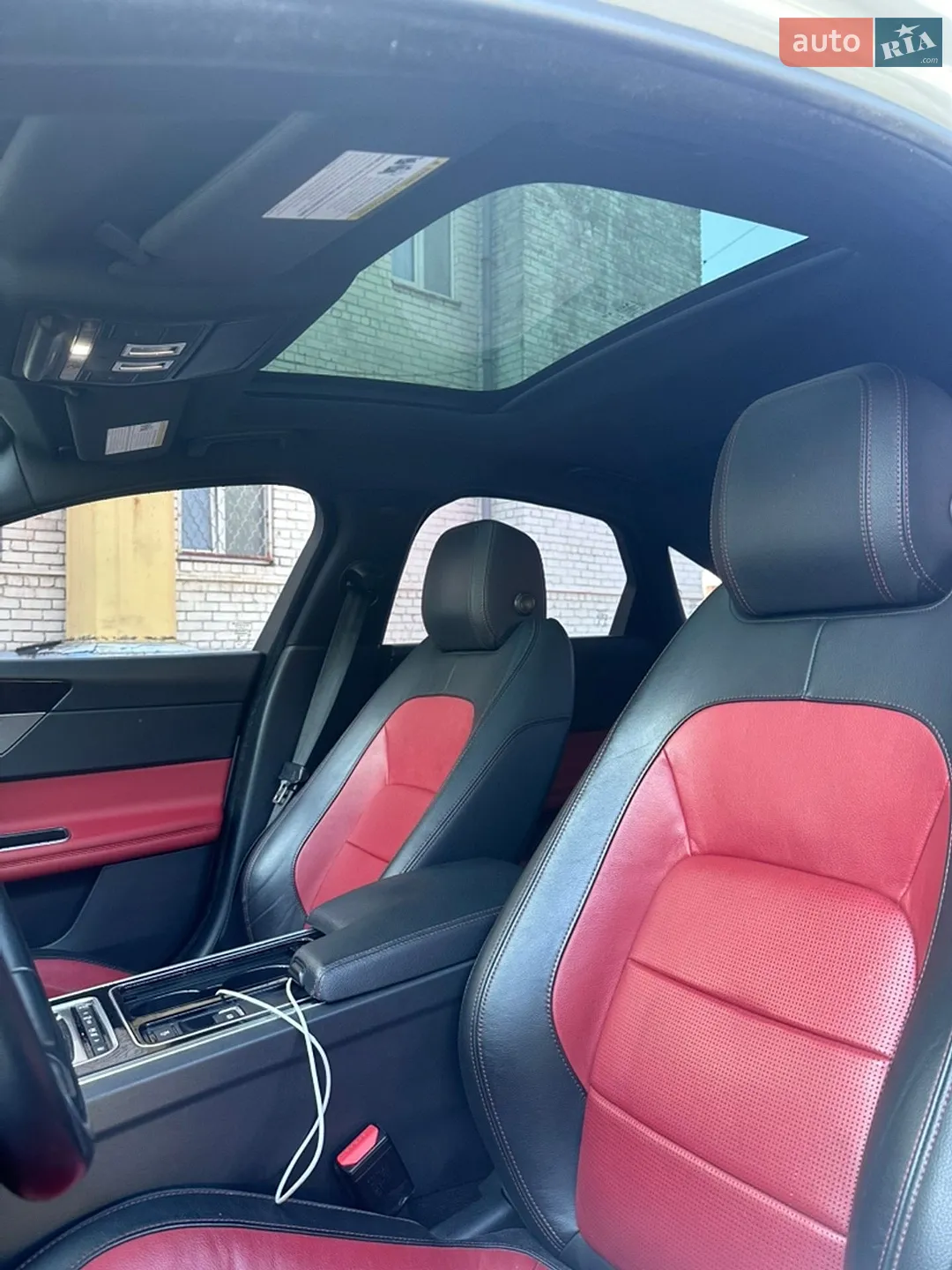 2016 Jaguar XF - мініатюра 11