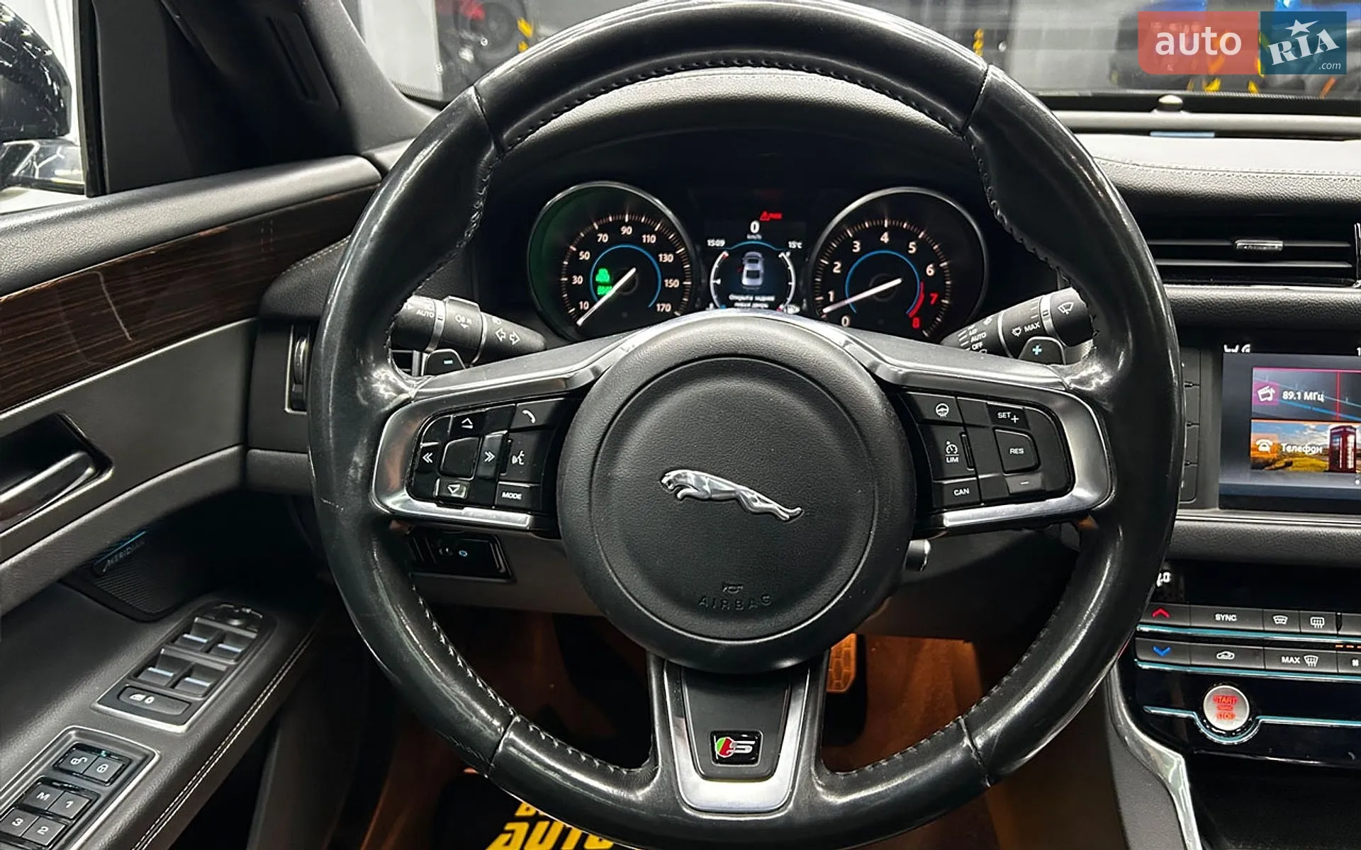 2016 Jaguar XF - мініатюра 19
