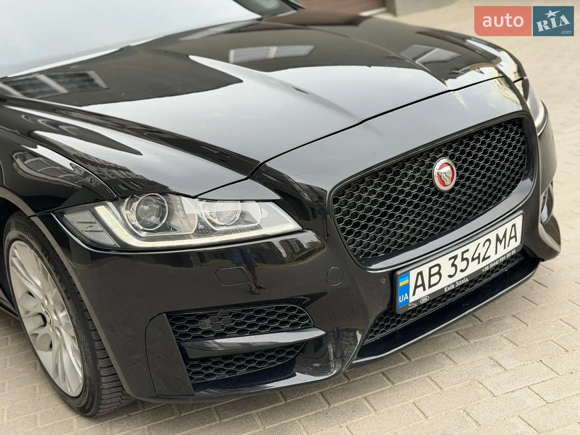 2016 Jaguar XF - мініатюра 14