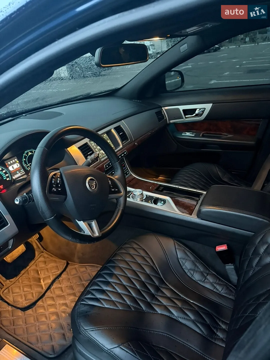 2013 Jaguar XF - мініатюра 14