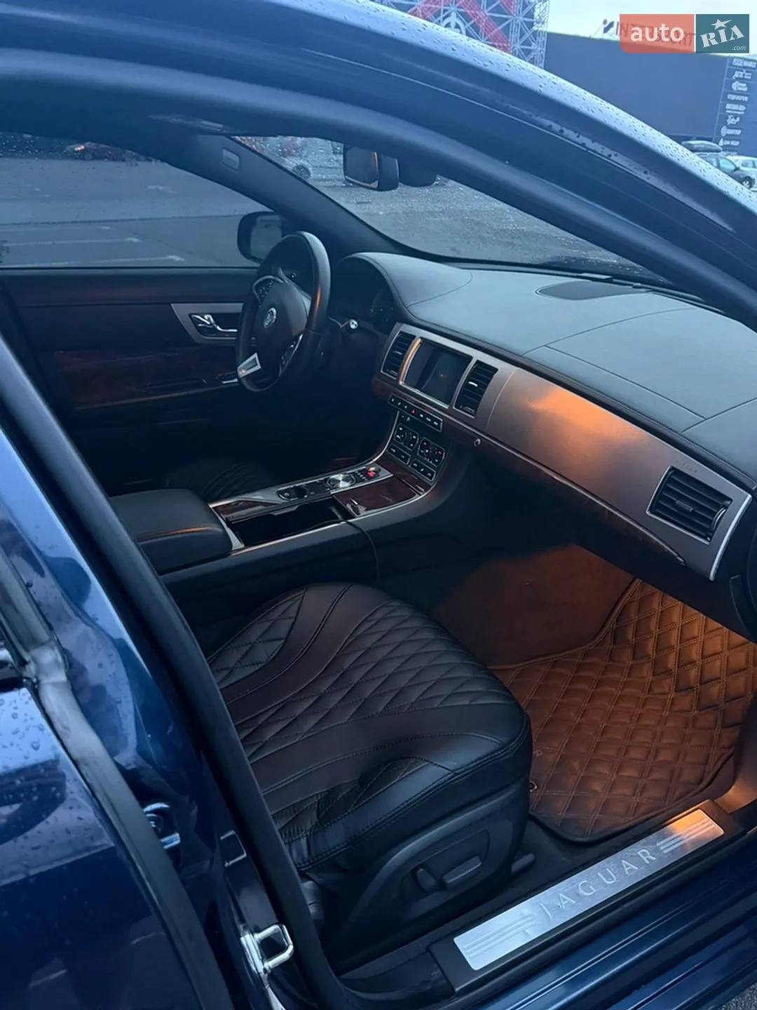 2013 Jaguar XF - мініатюра 20