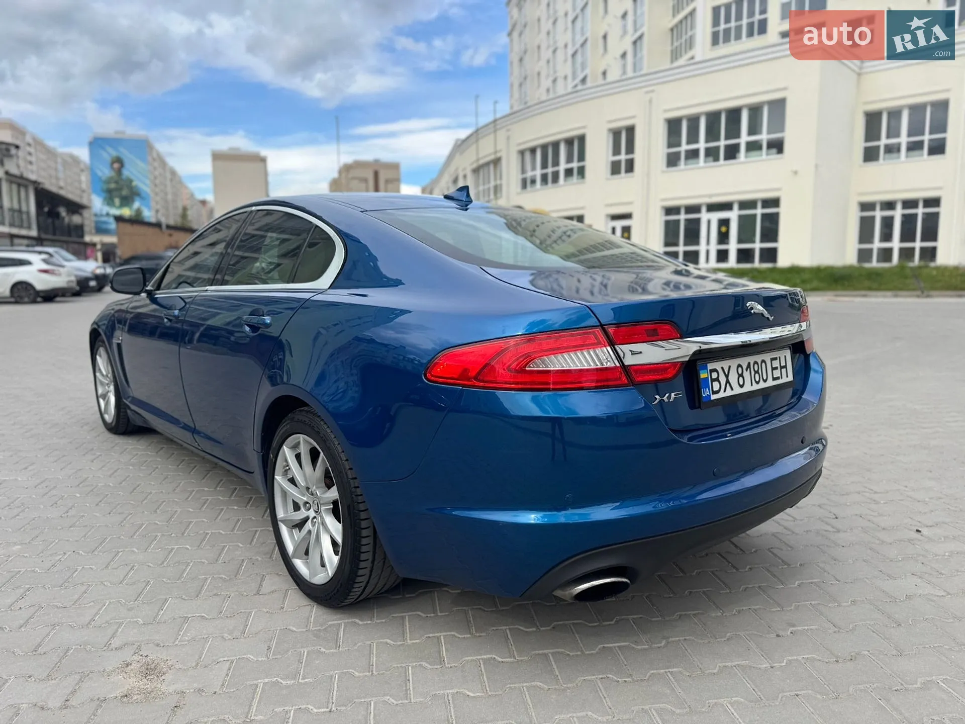 2013 Jaguar XF - мініатюра 6