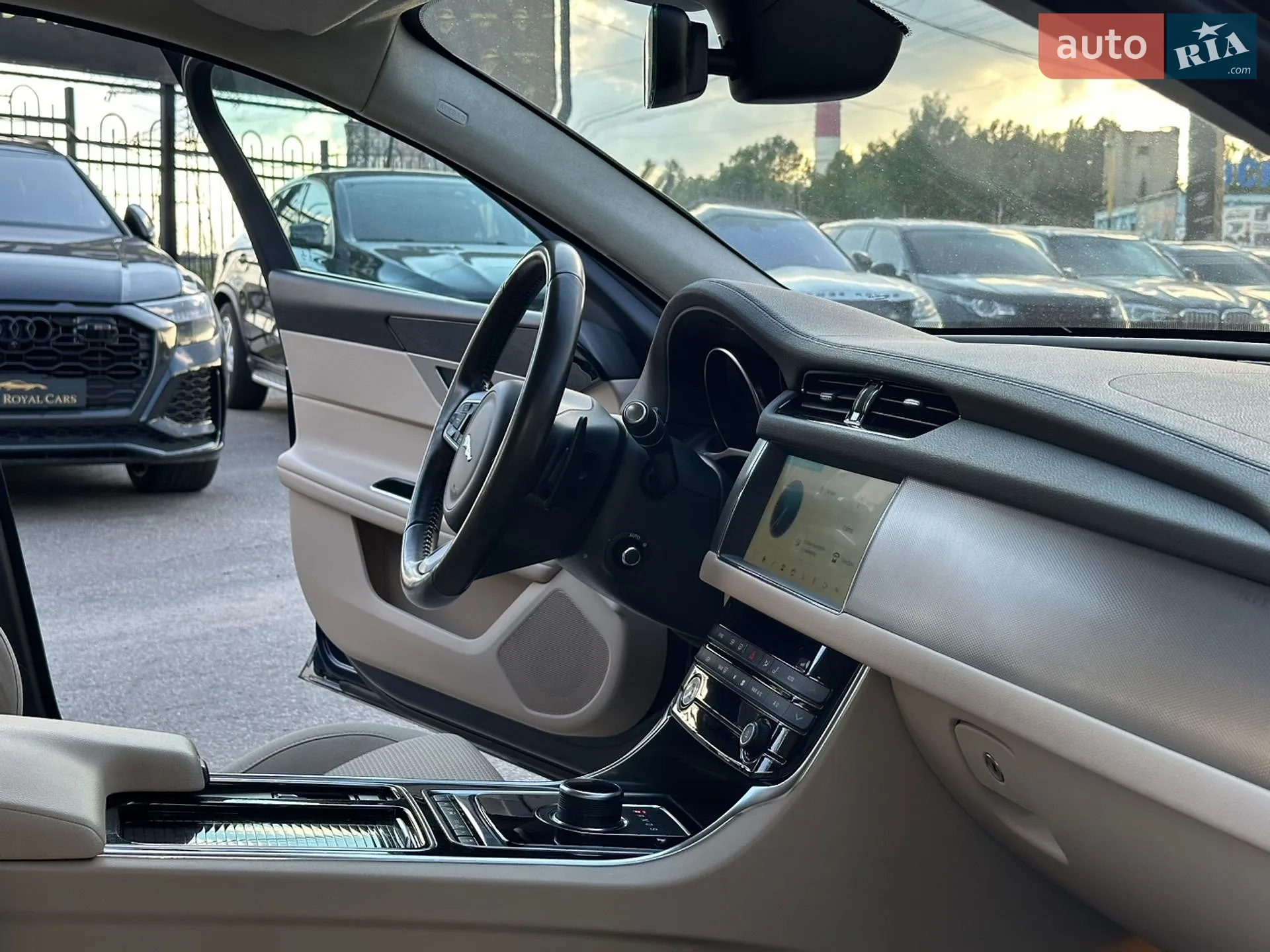 2020 Jaguar XF - мініатюра 23