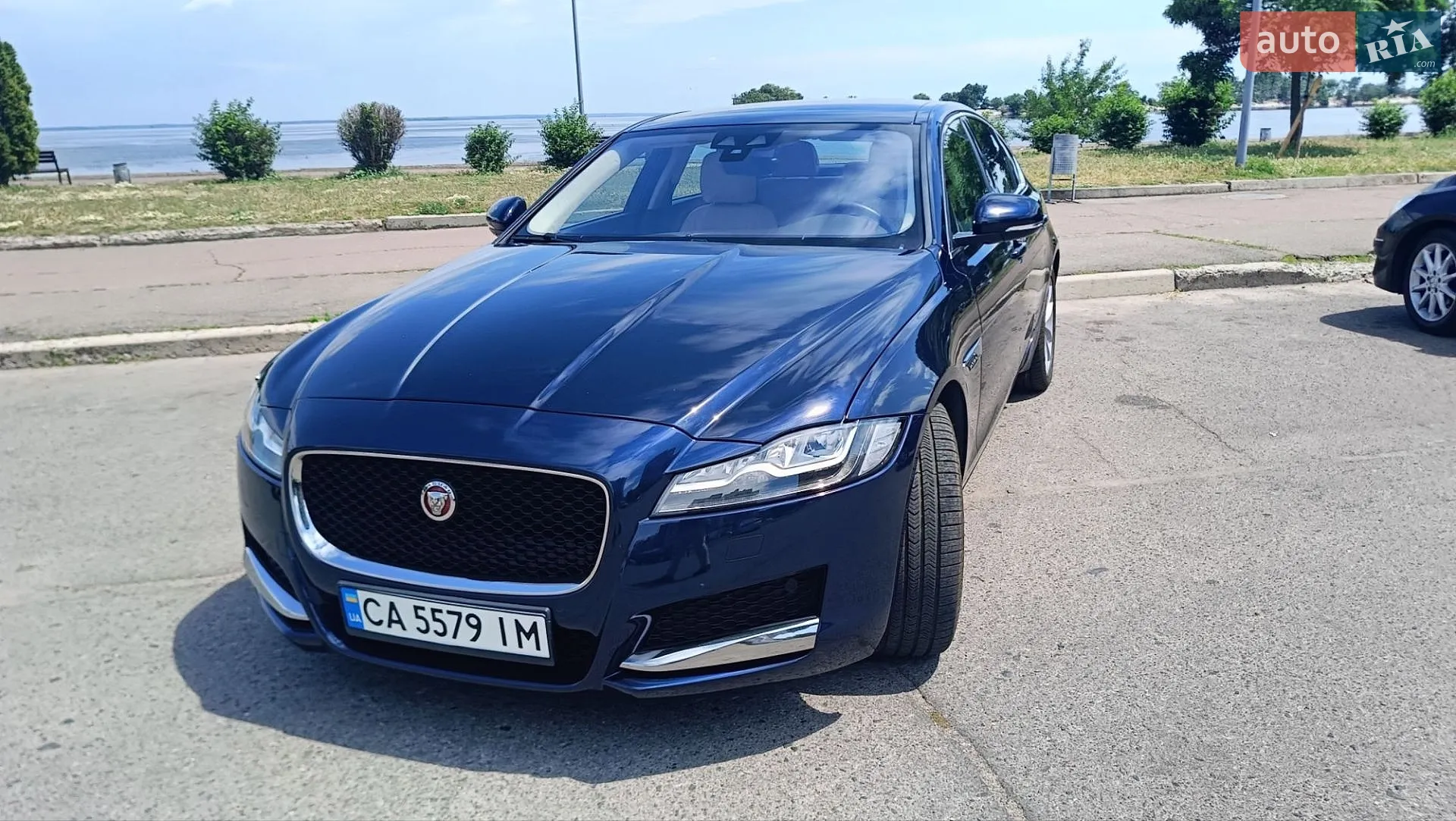 2019 Jaguar XF - фото 1