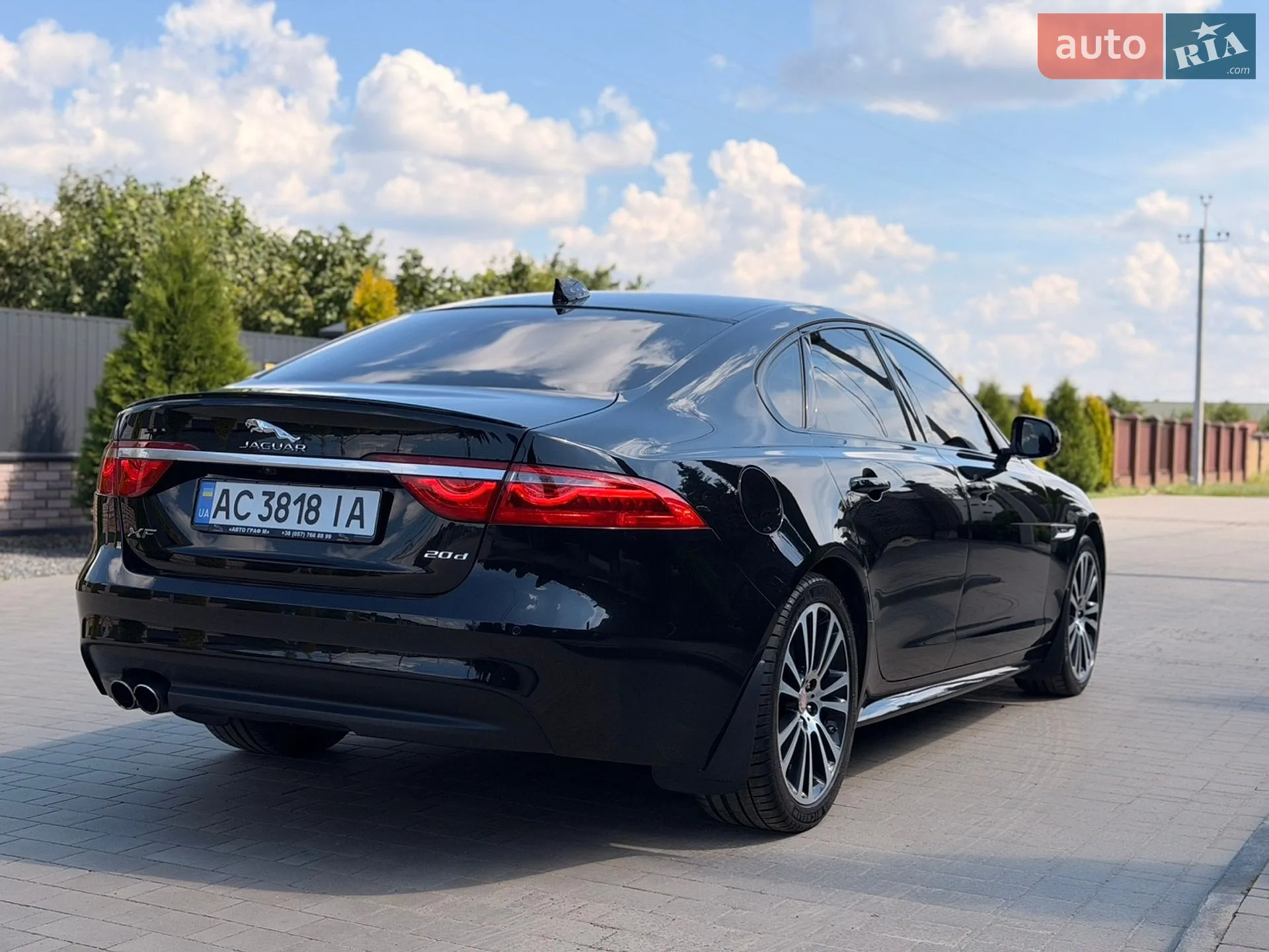 2016 Jaguar XF - мініатюра 5