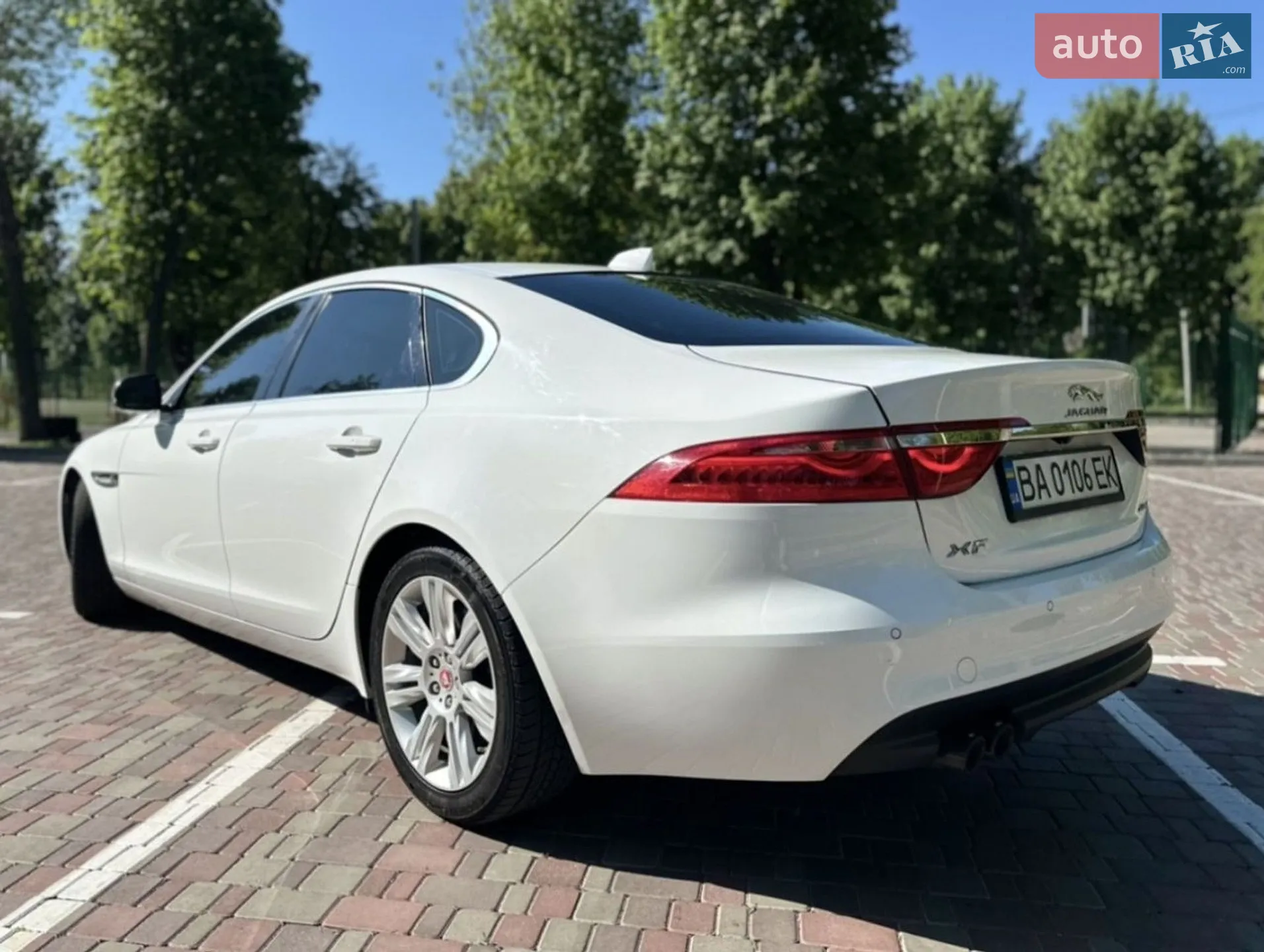 2016 Jaguar XF - мініатюра 10