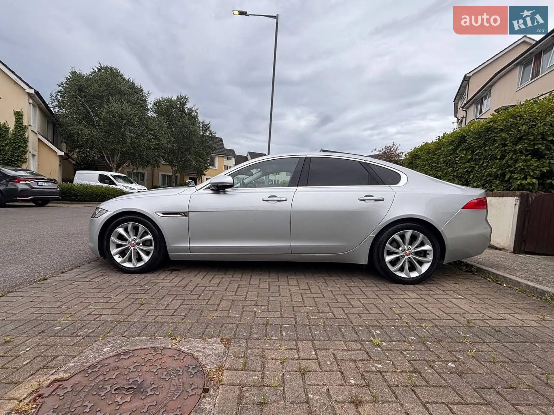 2016 Jaguar XF - мініатюра 17