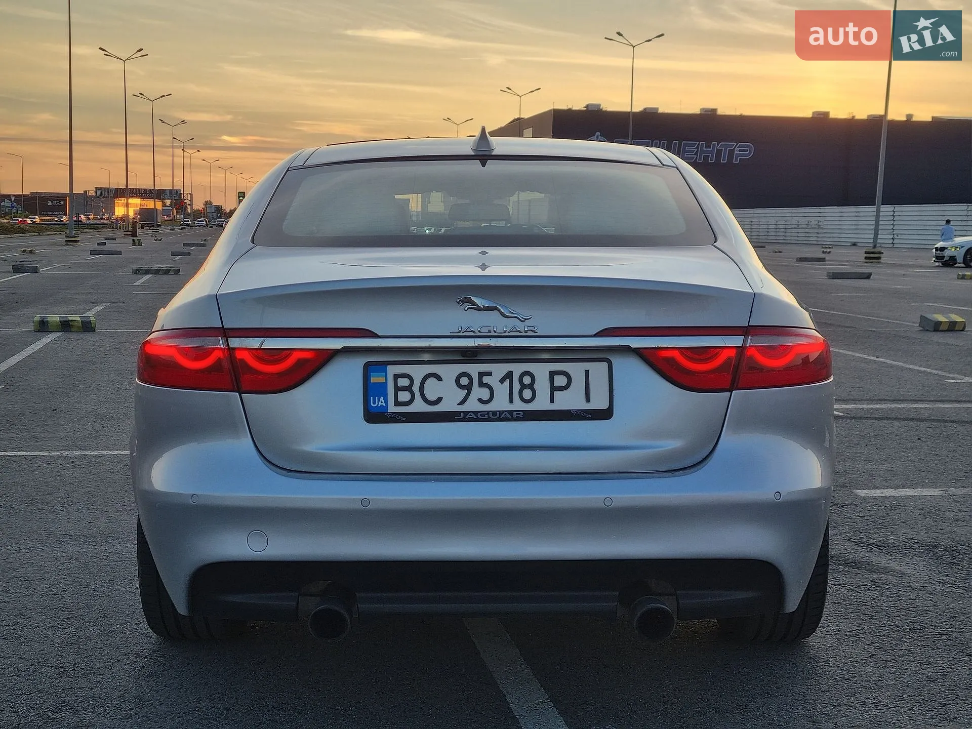 2016 Jaguar XF - мініатюра 7