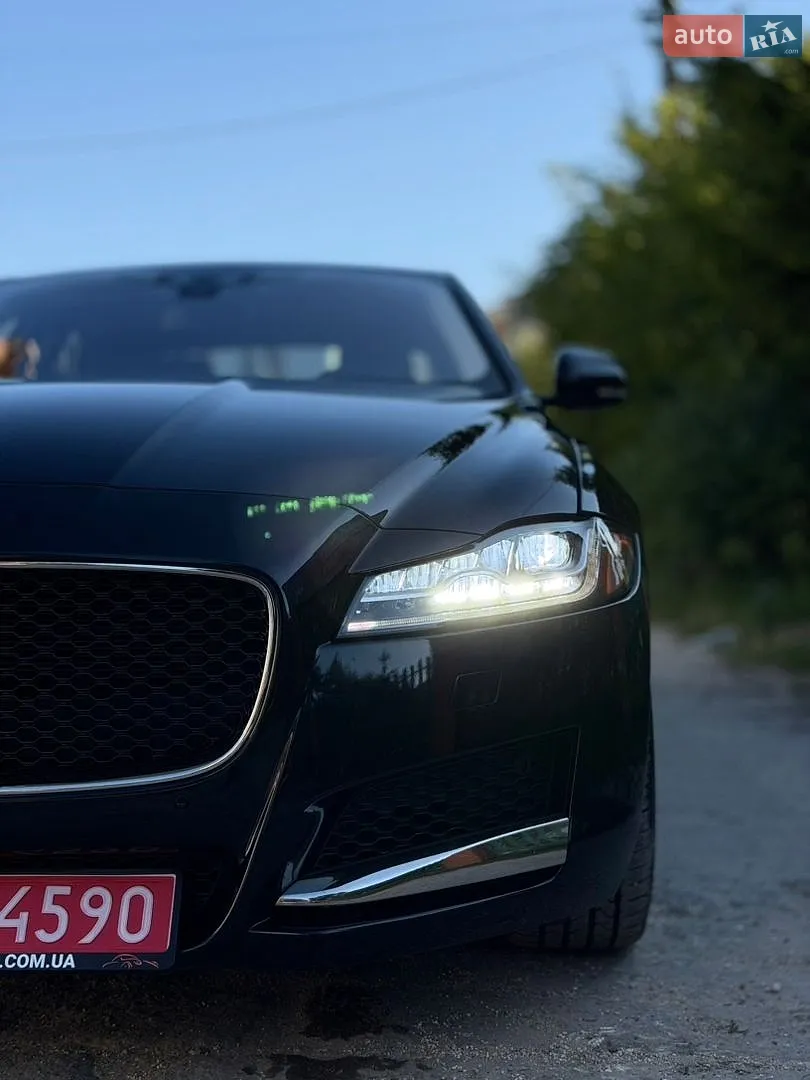 2016 Jaguar XF - мініатюра 8