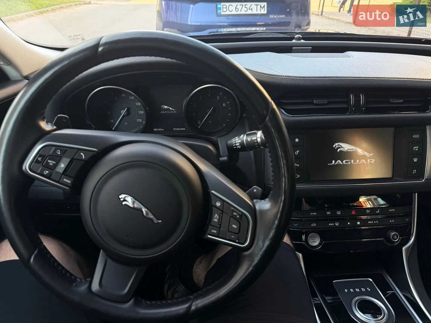 2016 Jaguar XF - мініатюра 10