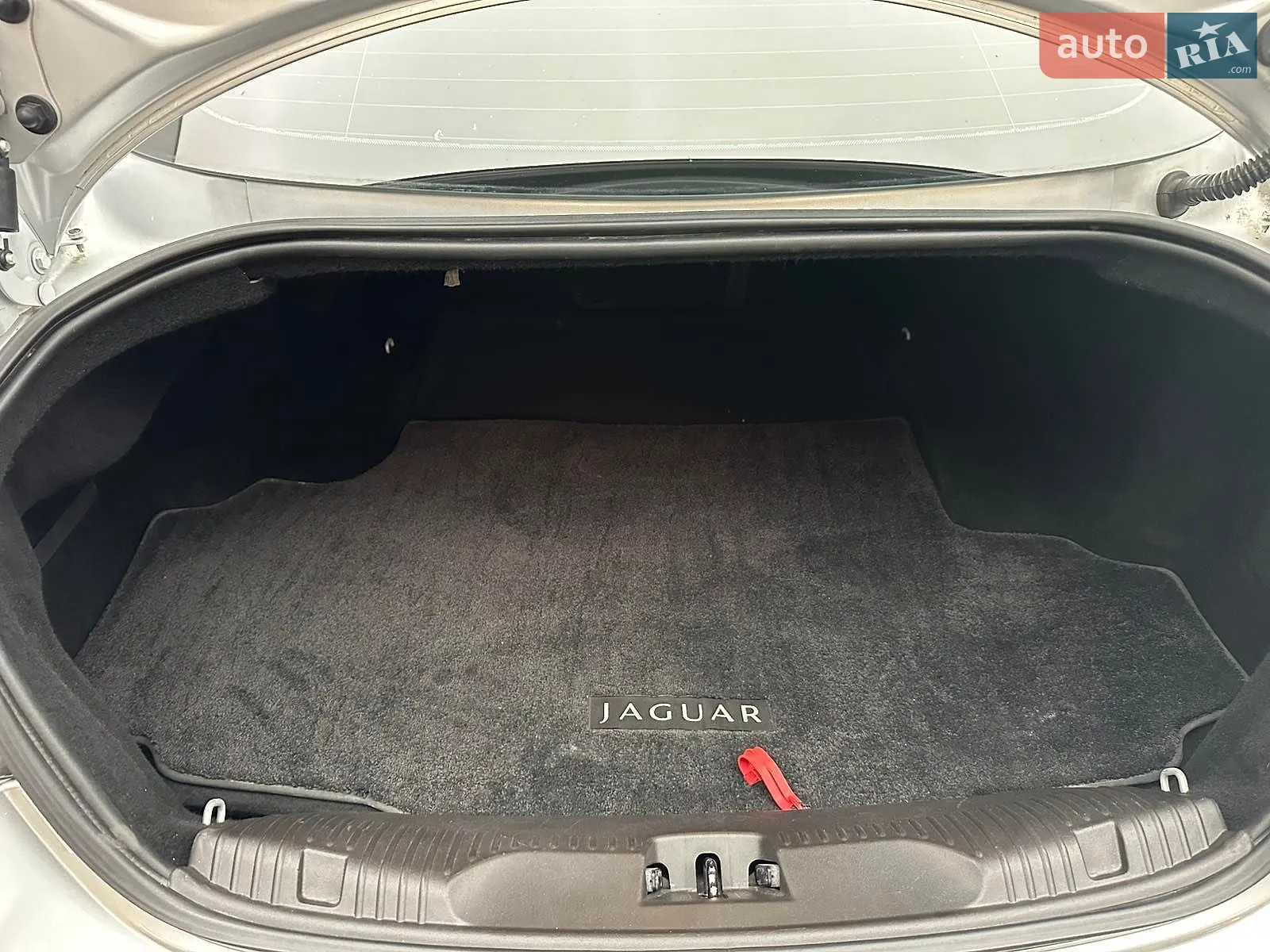 2014 Jaguar XF - мініатюра 16