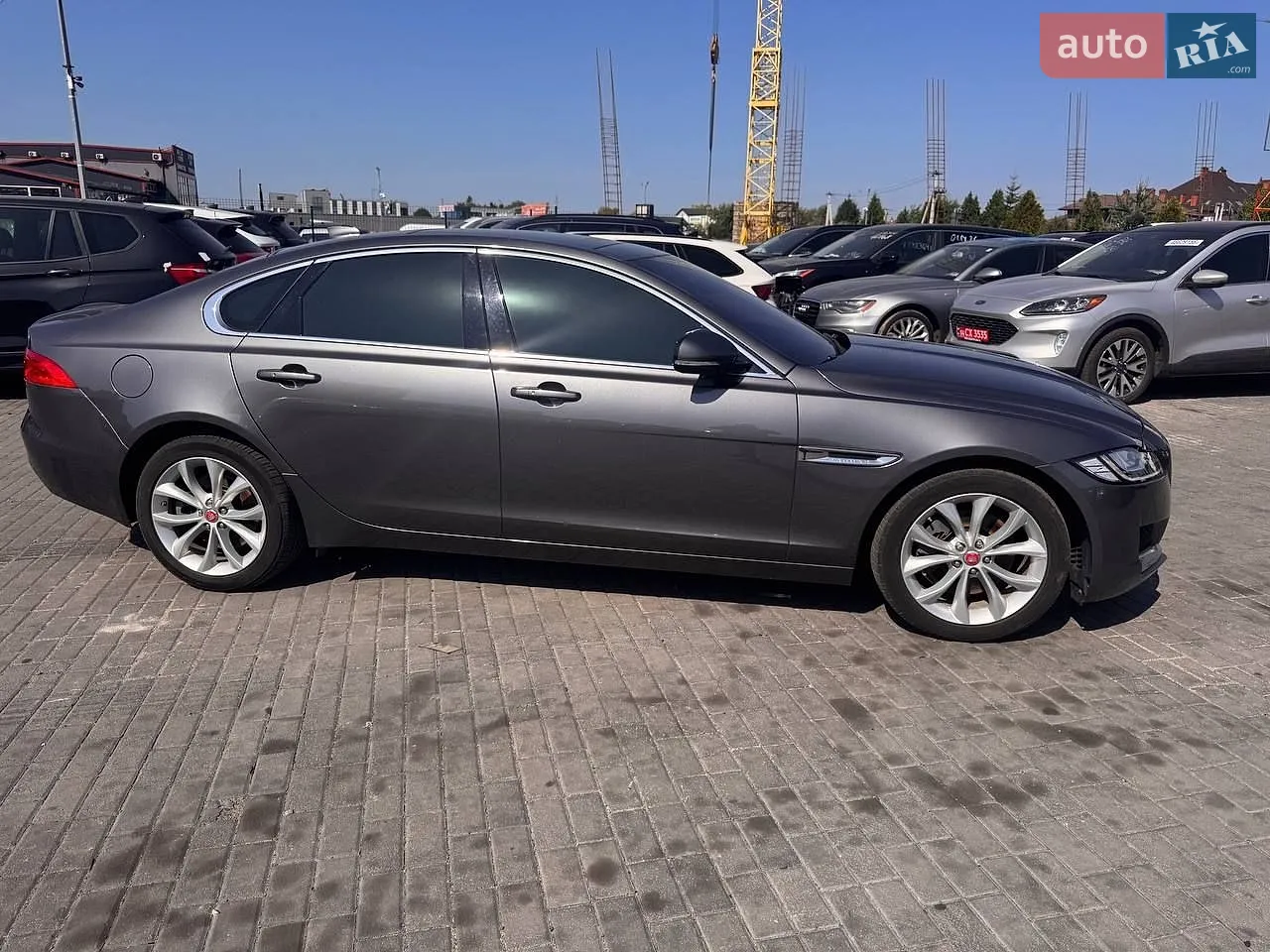 2019 Jaguar XF - мініатюра 4