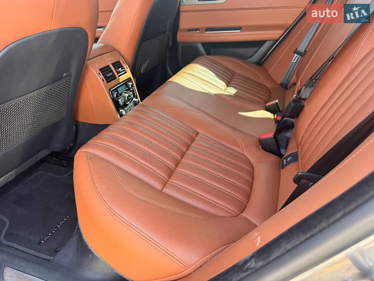 2019 Jaguar XF - мініатюра 20