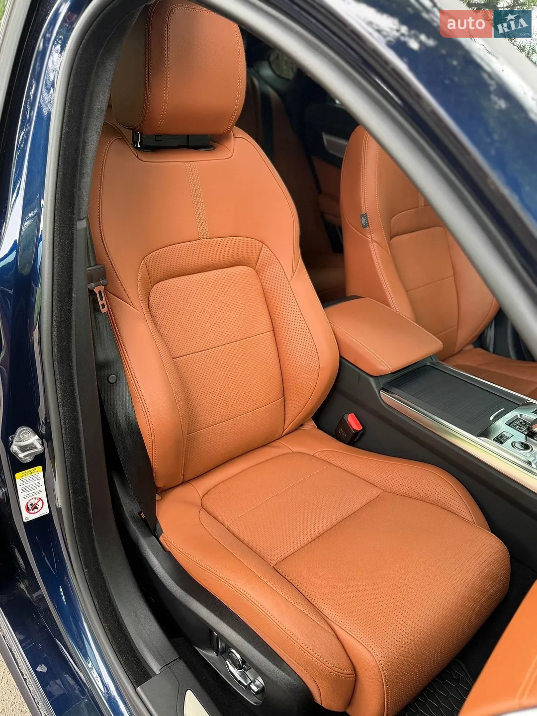 2023 Jaguar XF - мініатюра 16