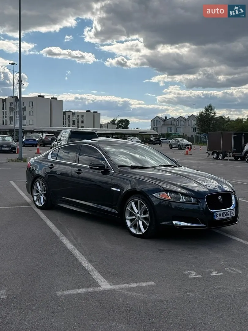 2013 Jaguar XF - мініатюра 2