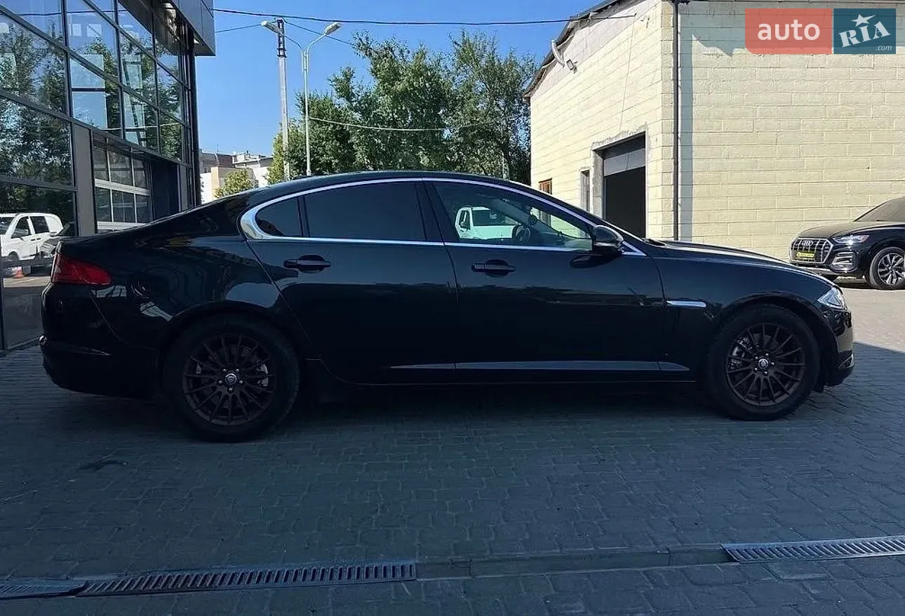2012 Jaguar XF - мініатюра 4