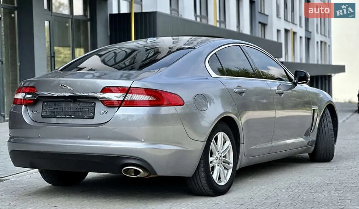 2012 Jaguar XF - мініатюра 7