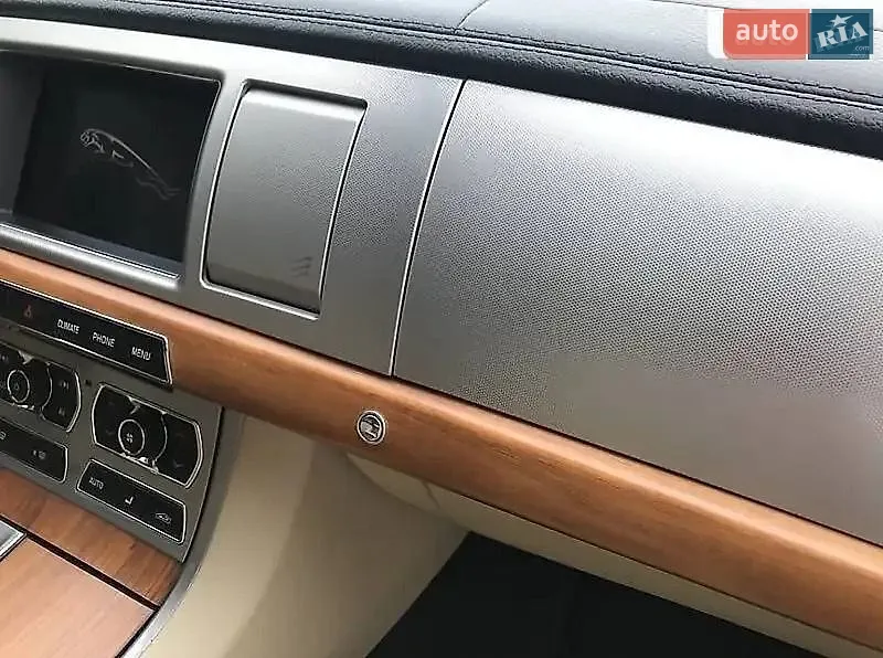 2012 Jaguar XF - мініатюра 21