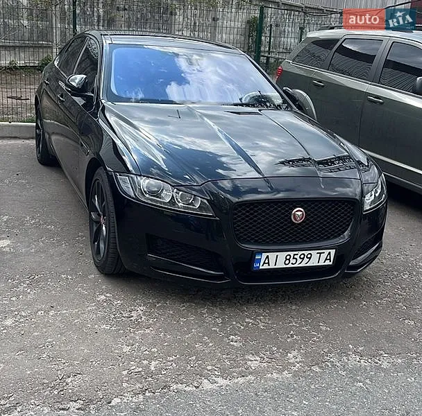 Jaguar XF 2016
