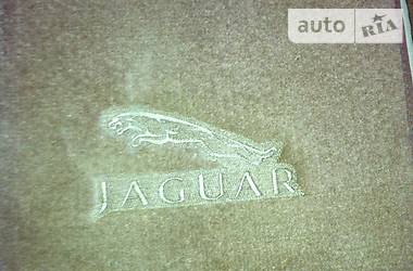Седан Jaguar XJ 1995 в Черновцах