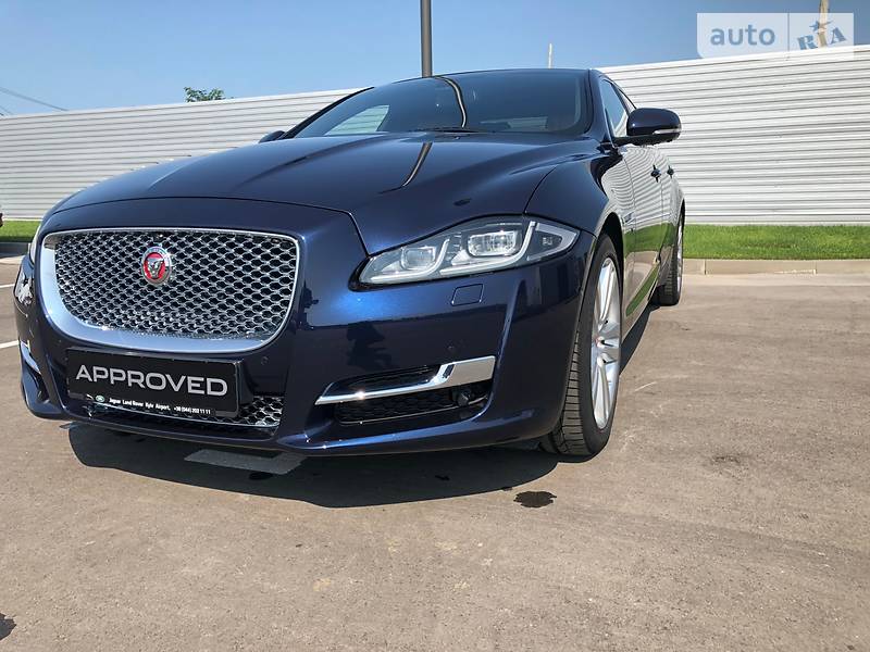 Седан Jaguar XJ 2016 в Чубинском