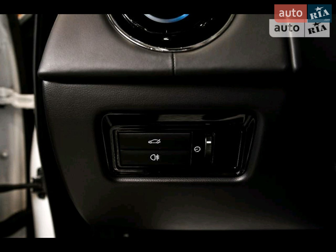 2013 Jaguar XJ - мініатюра 22