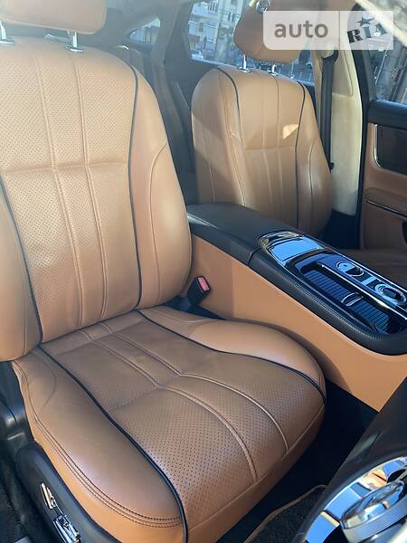 Седан Jaguar XJ 2010 в Києві