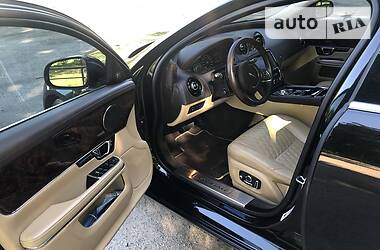 Седан Jaguar XJ 2016 в Києві