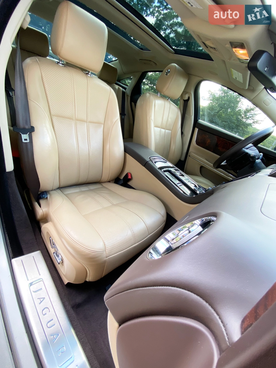 2013 Jaguar XJ - мініатюра 10