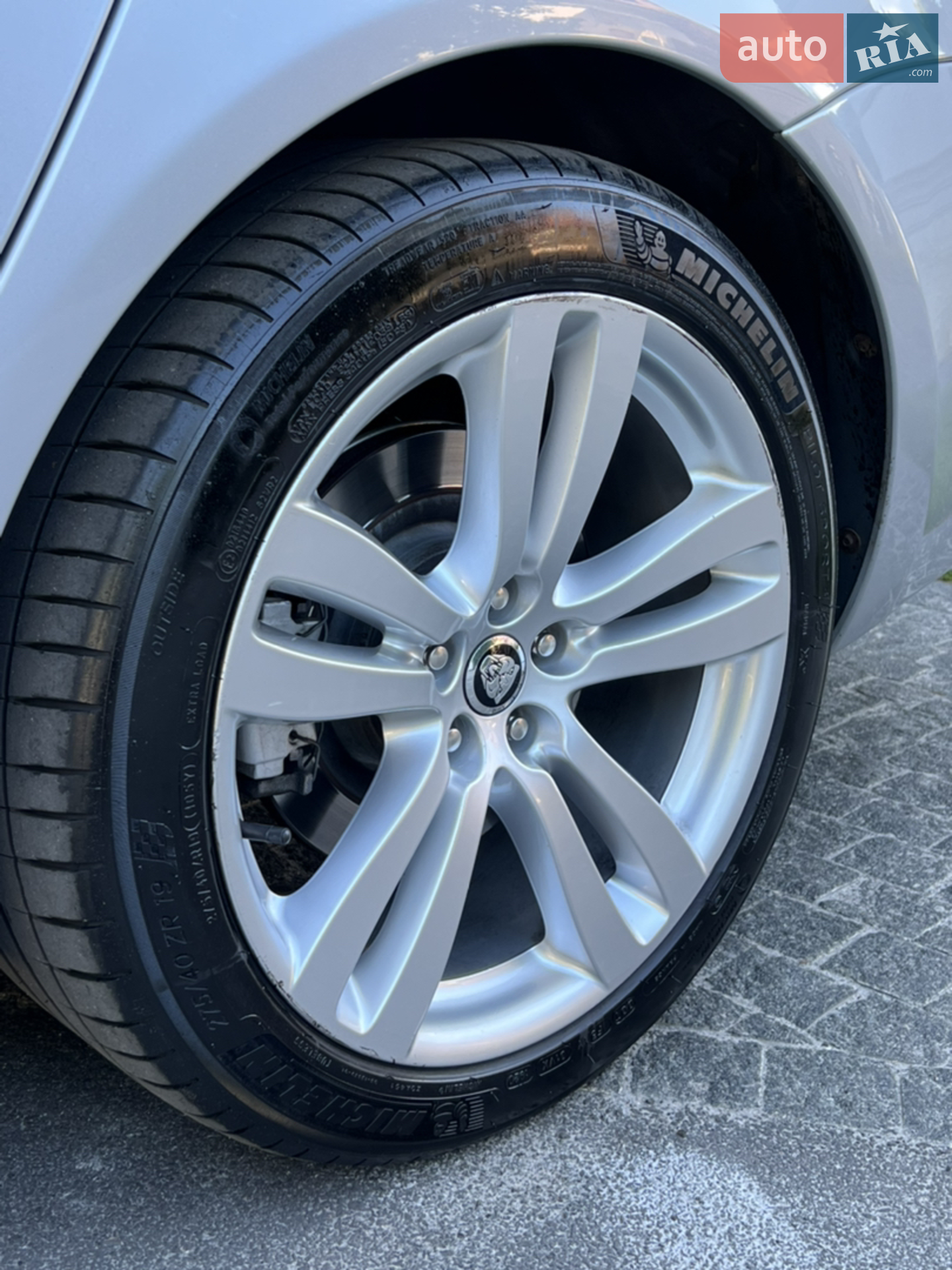 2013 Jaguar XJ - мініатюра 31