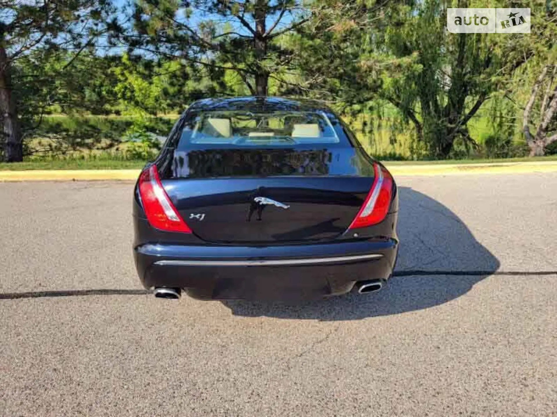 2010 Jaguar XJ - мініатюра 4