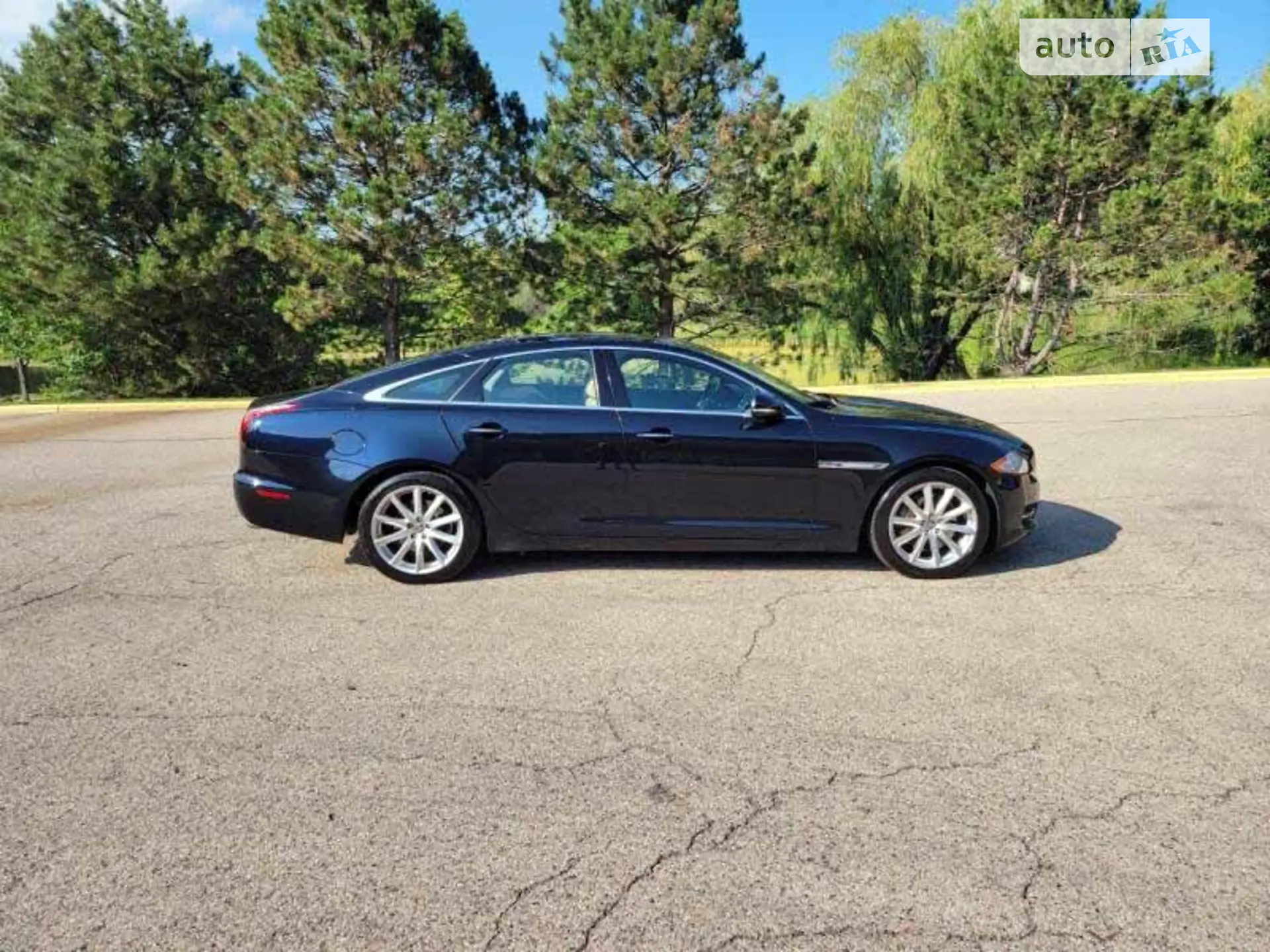 2010 Jaguar XJ - мініатюра 6