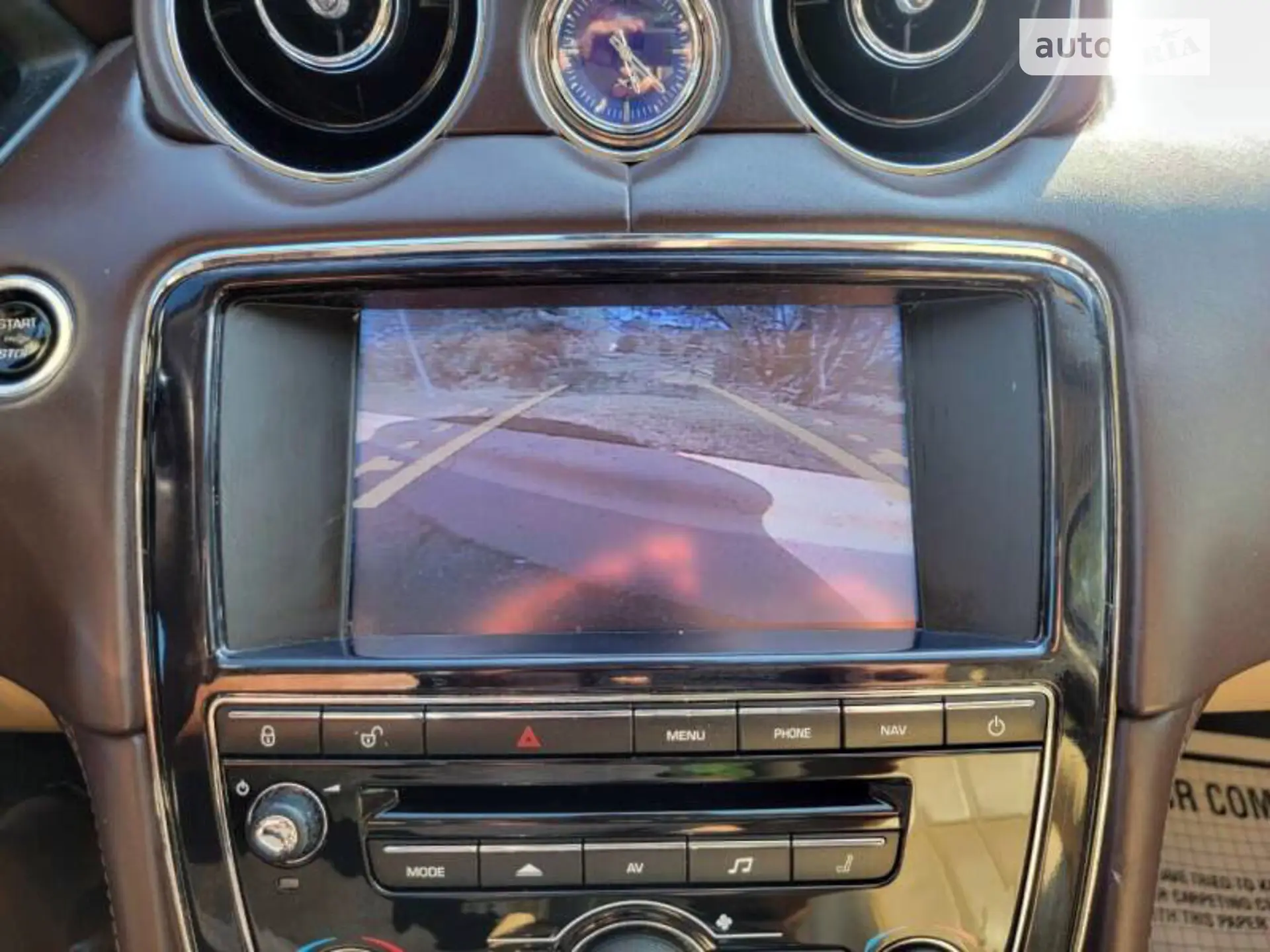 2010 Jaguar XJ - мініатюра 11