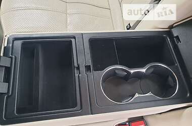 Седан Jaguar XJ 2013 в 