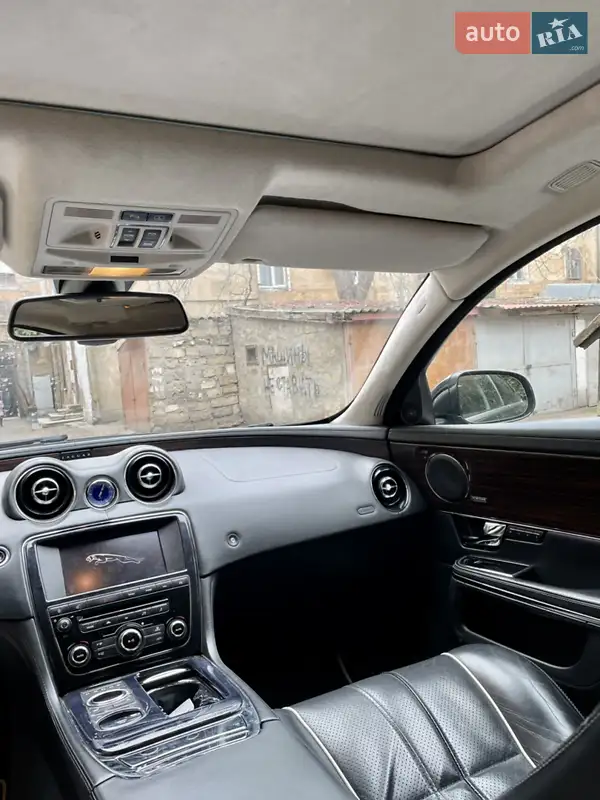 Jaguar XJ 2013 VIN SAJAJ26H9D8V47304 фото оголошення 10 з 42