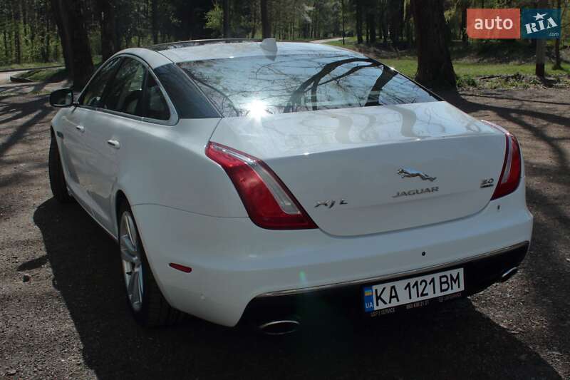 Седан Jaguar XJ 2017 в Киеве