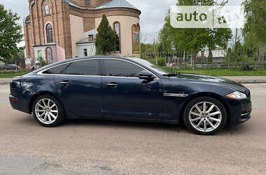 Седан Jaguar XJ 2013 в Чернігові