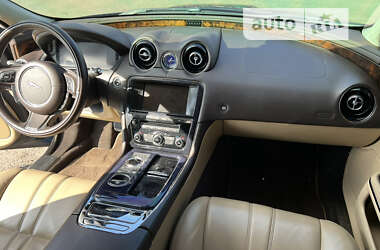 Седан Jaguar XJ 2013 в Чернигове