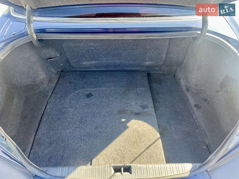 Седан Jaguar XJ 1999 в Кам'янському