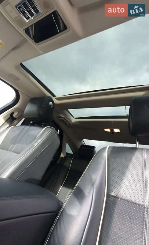 Седан Jaguar XJ 2015 в Рівному
