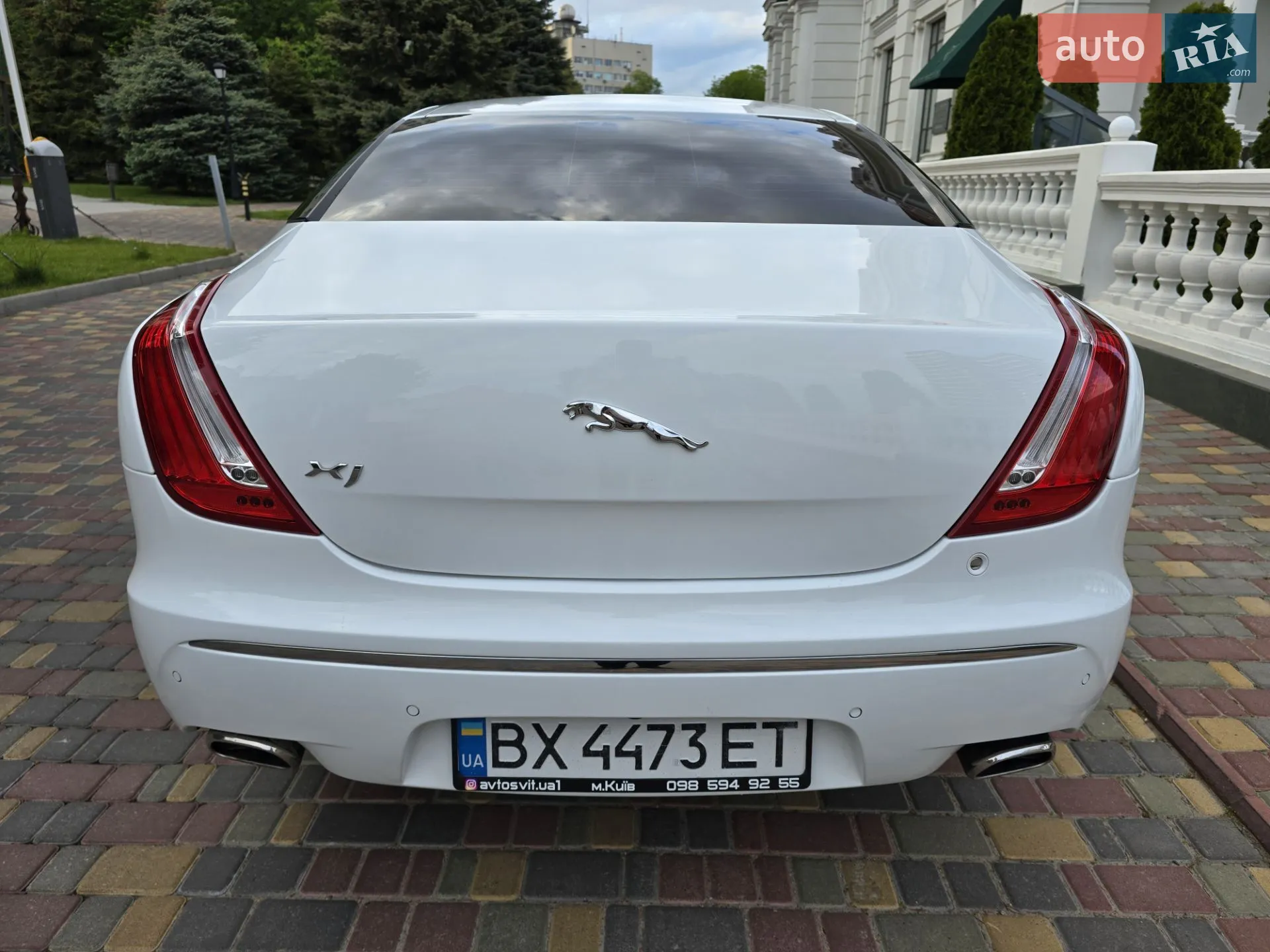 2011 Jaguar XJ - мініатюра 8