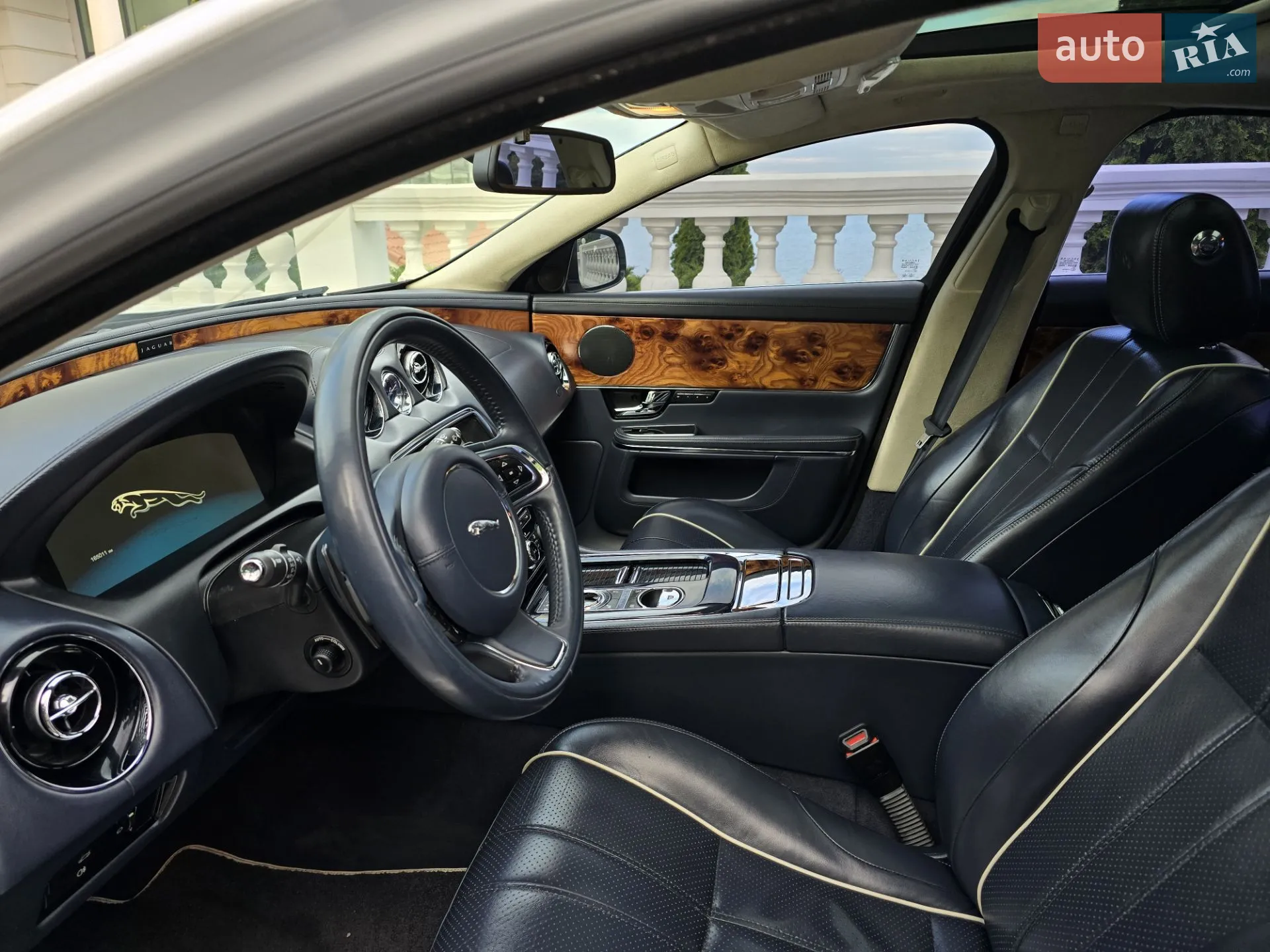 2011 Jaguar XJ - мініатюра 13