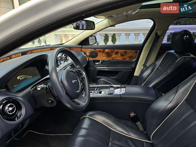 Седан Jaguar XJ 2011 в Одессе